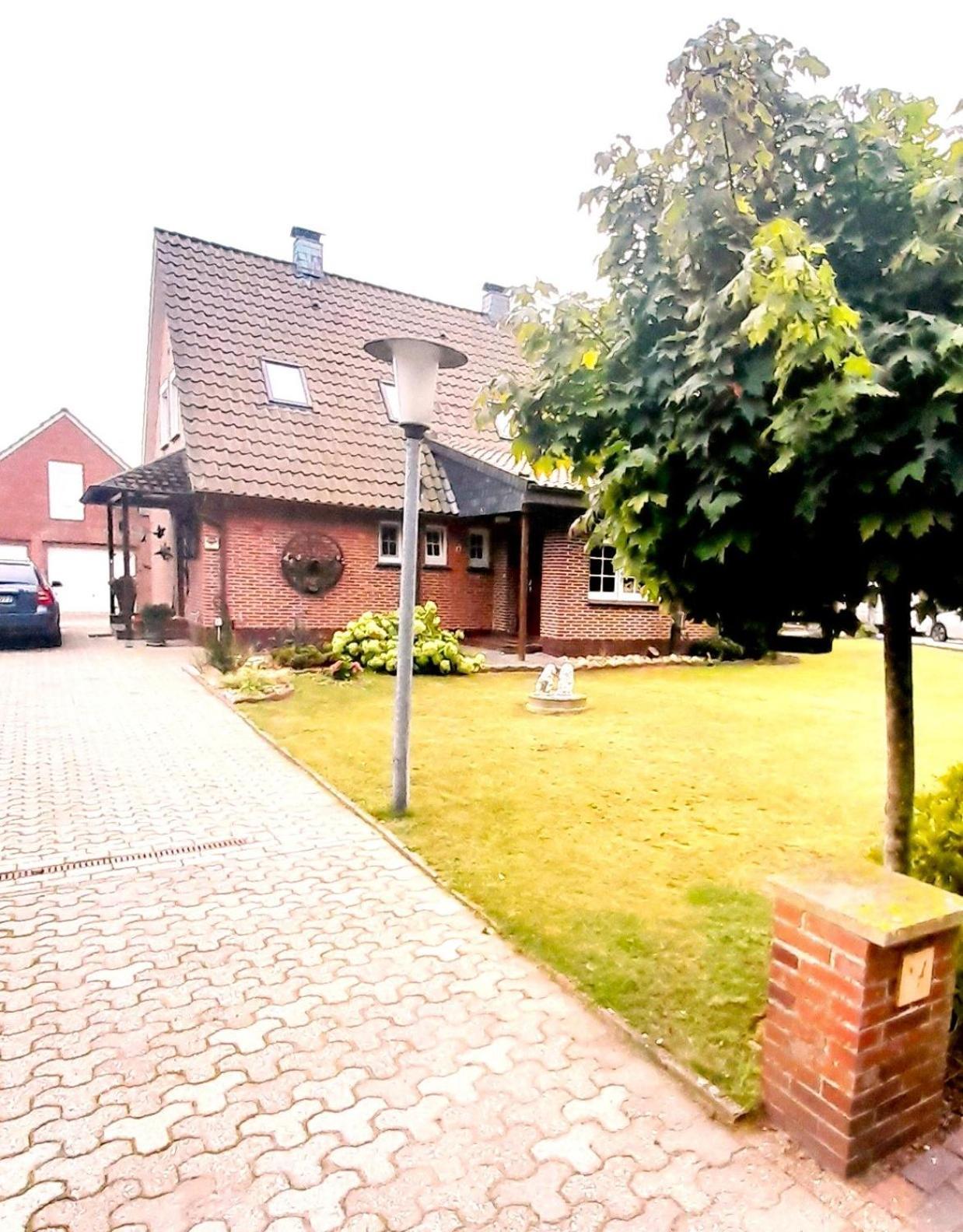 Hakuna Matata - Gemuetlichkeit Bei Oldenburg Hatten Exterior foto